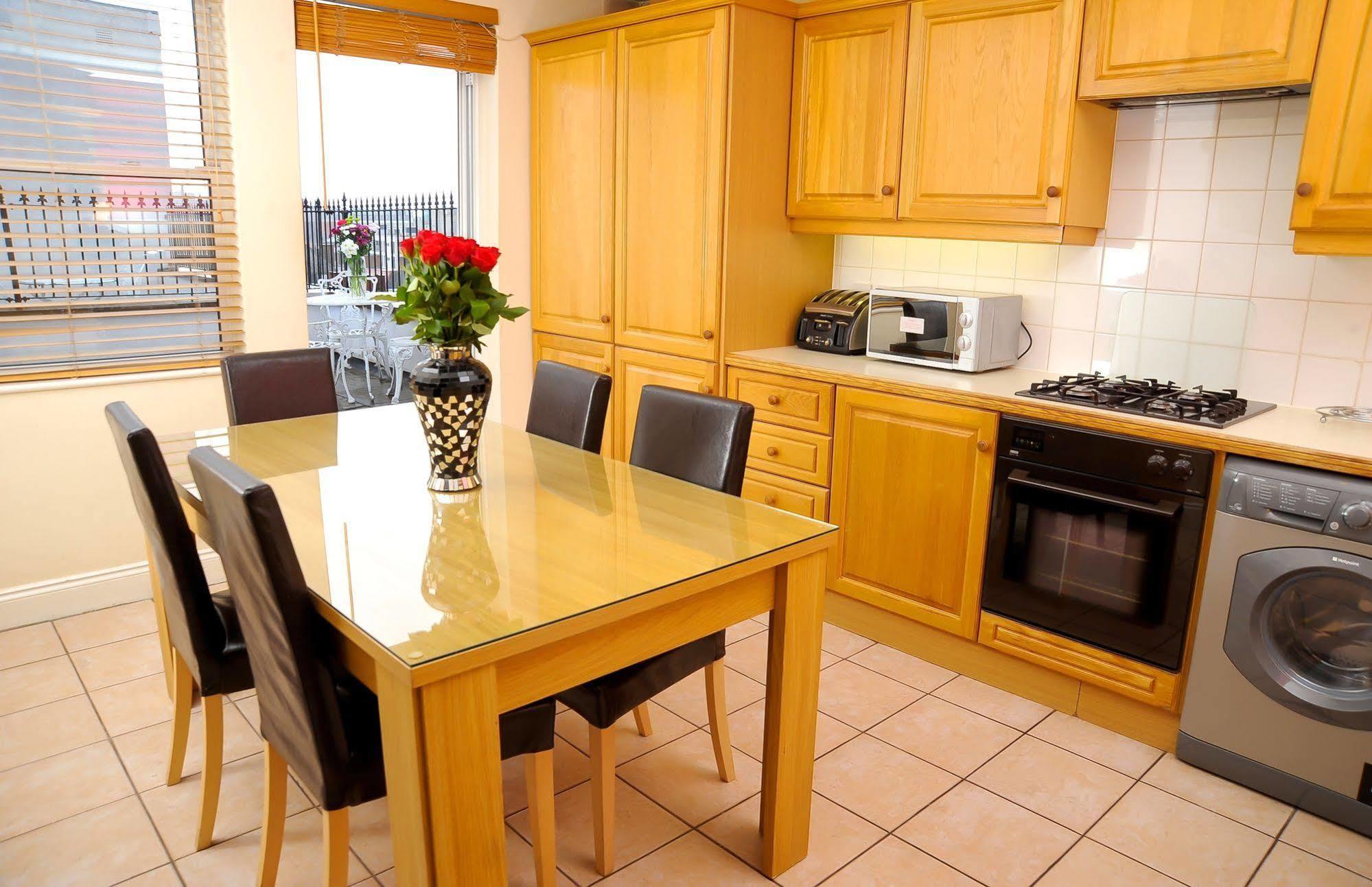 لندن Park Lane City Apartments المظهر الخارجي الصورة